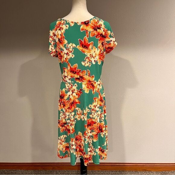 Olivia Matthews Floral Short Sleeve knee length casual dress size Large - Picture 5 of 10